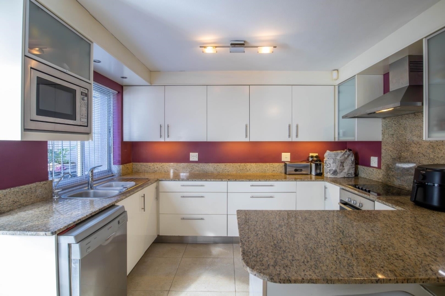 3 Bedroom Property for Sale in Northshore Western Cape